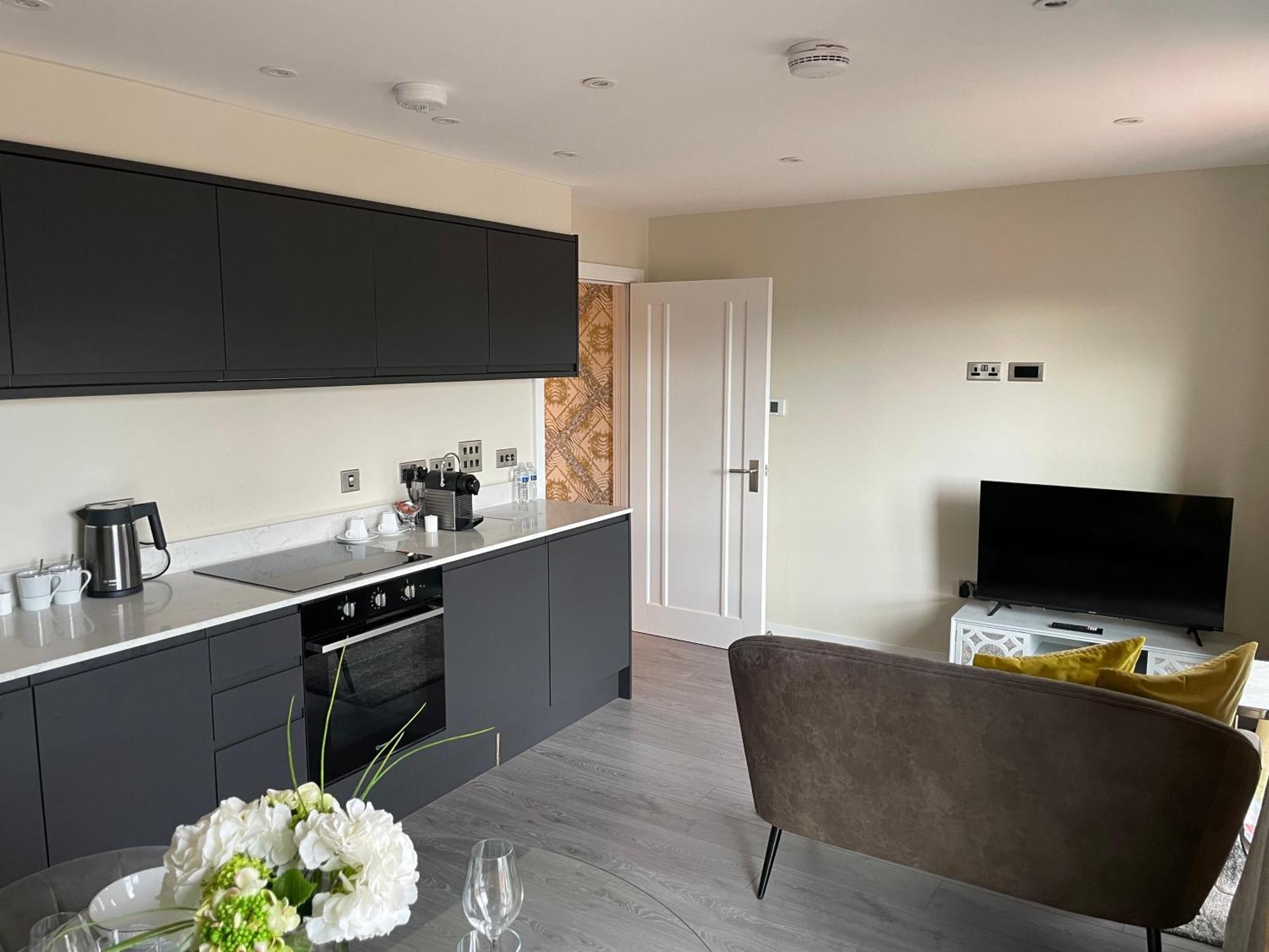 Central Modern Flat York Exterior photo